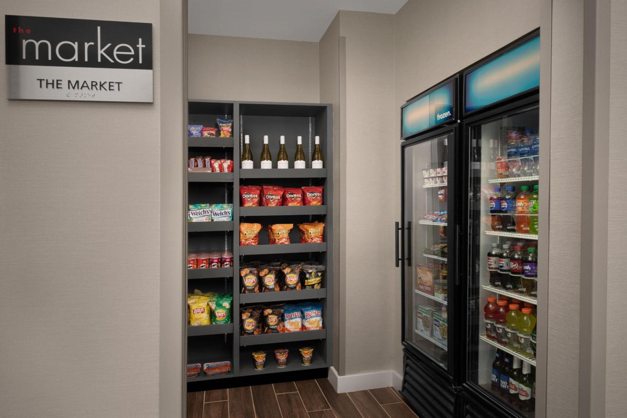 Residence Inn By Marriott Greensboro Airport Экстерьер фото