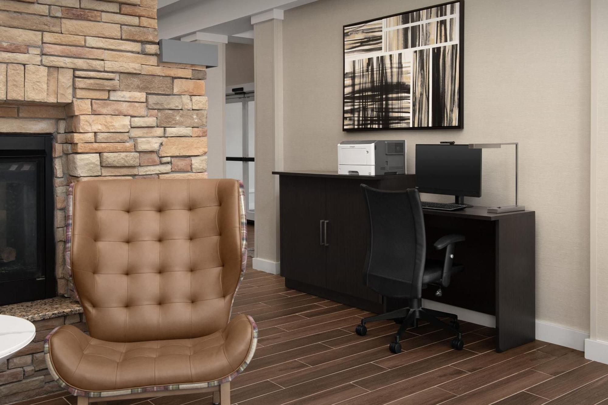 Residence Inn By Marriott Greensboro Airport Экстерьер фото