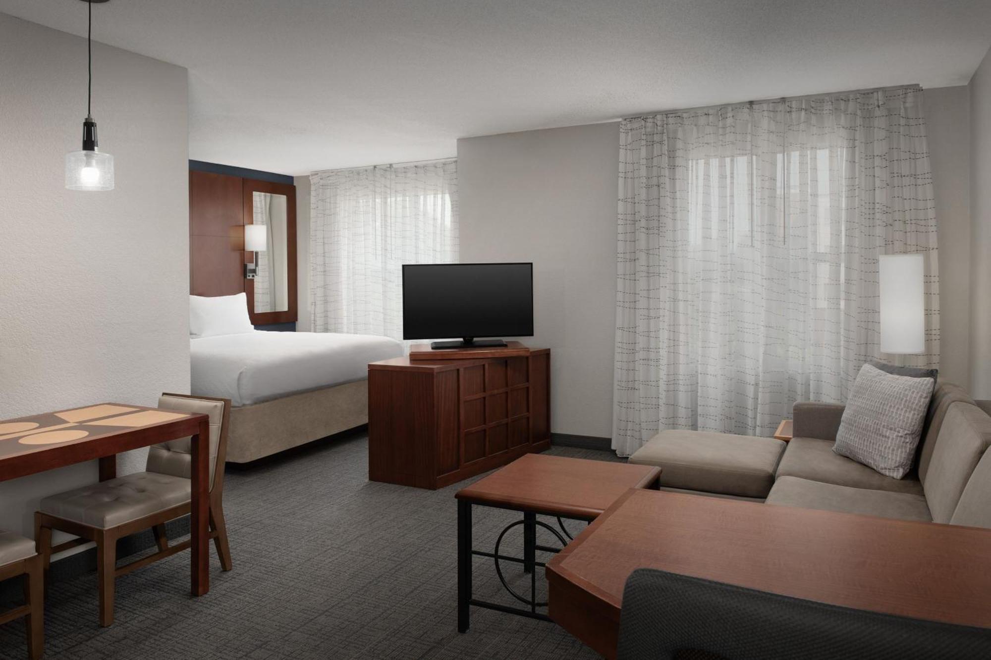 Residence Inn By Marriott Greensboro Airport Экстерьер фото